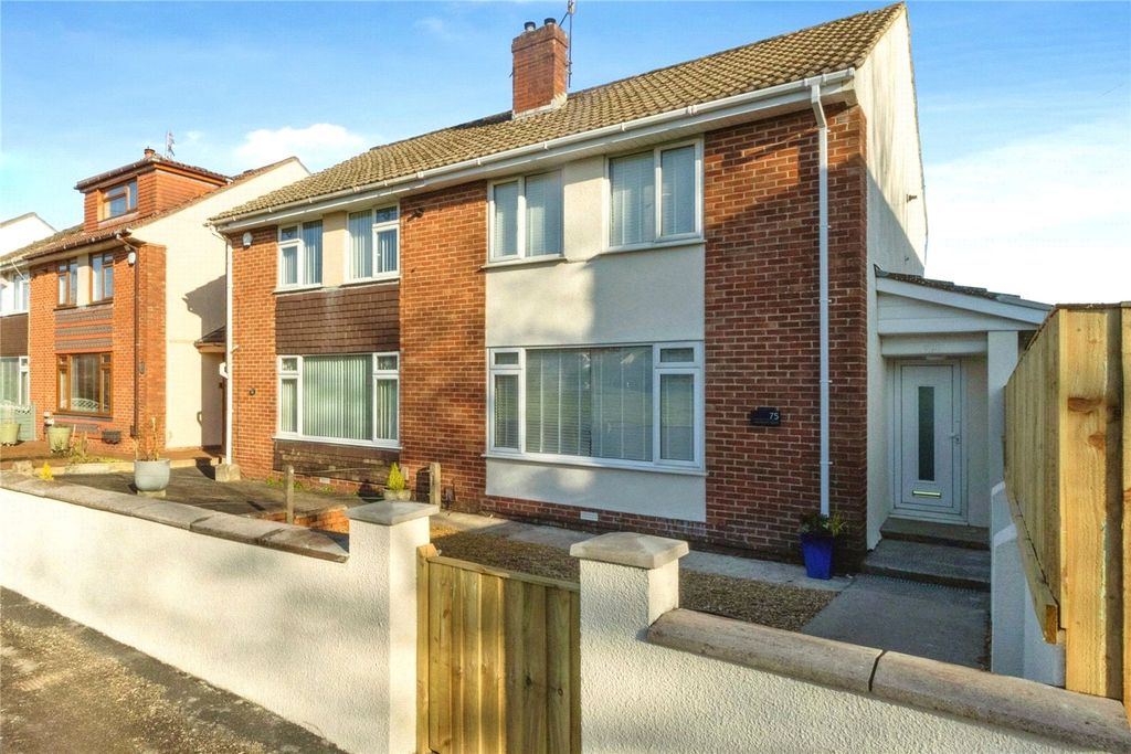 Property photo 2 of 20 Picture No. 23