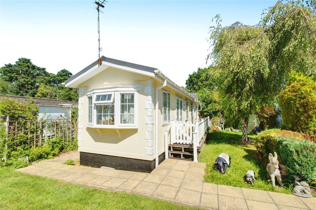 Property photo 1 of 17 Picture No. 16