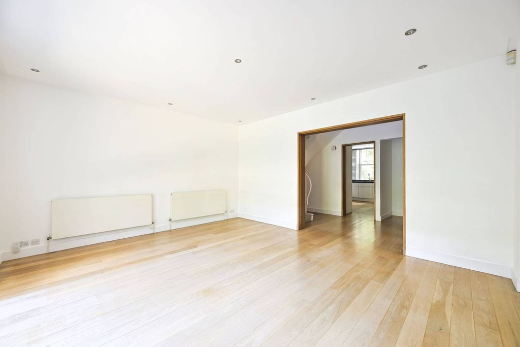 Property photo 1 of 38