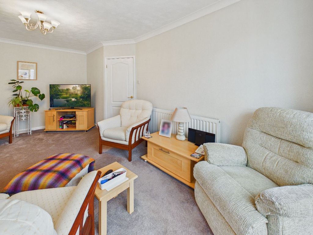 Property photo 3 of 29