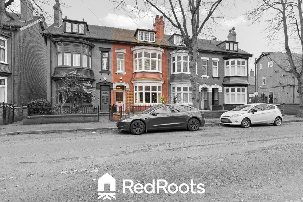 Property photo 1 of 33 4980891