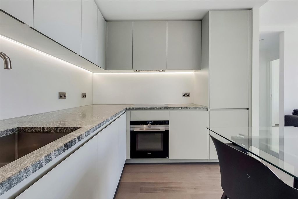 Property photo 2 of 10 3_Kitchen-Reception-0.Jpg