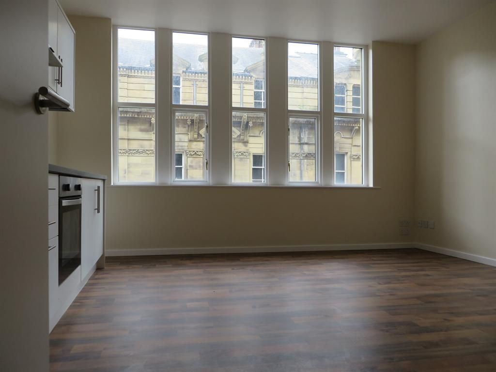 Property photo 2 of 3