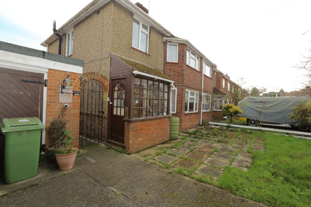 Property photo 2 of 18