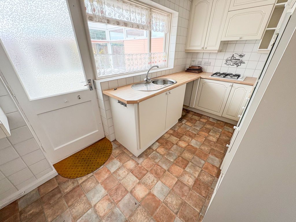 Property photo 2 of 7 Photo 2