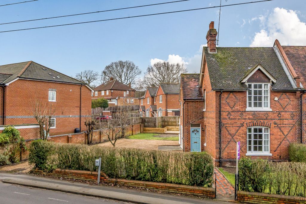 Property photo 1 of 21 1402260-1-697A0d2...