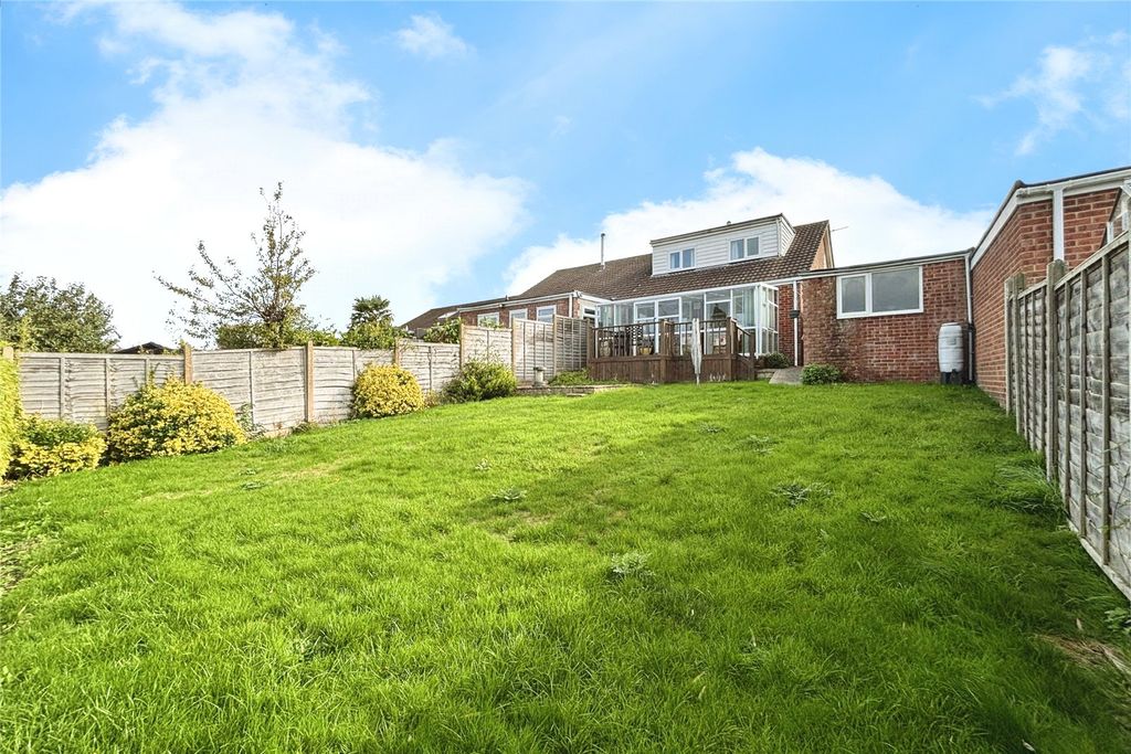 Property photo 2 of 24 Picture No. 19