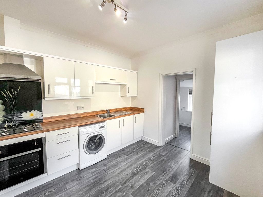 Property photo 1 of 11 Picture No. 06