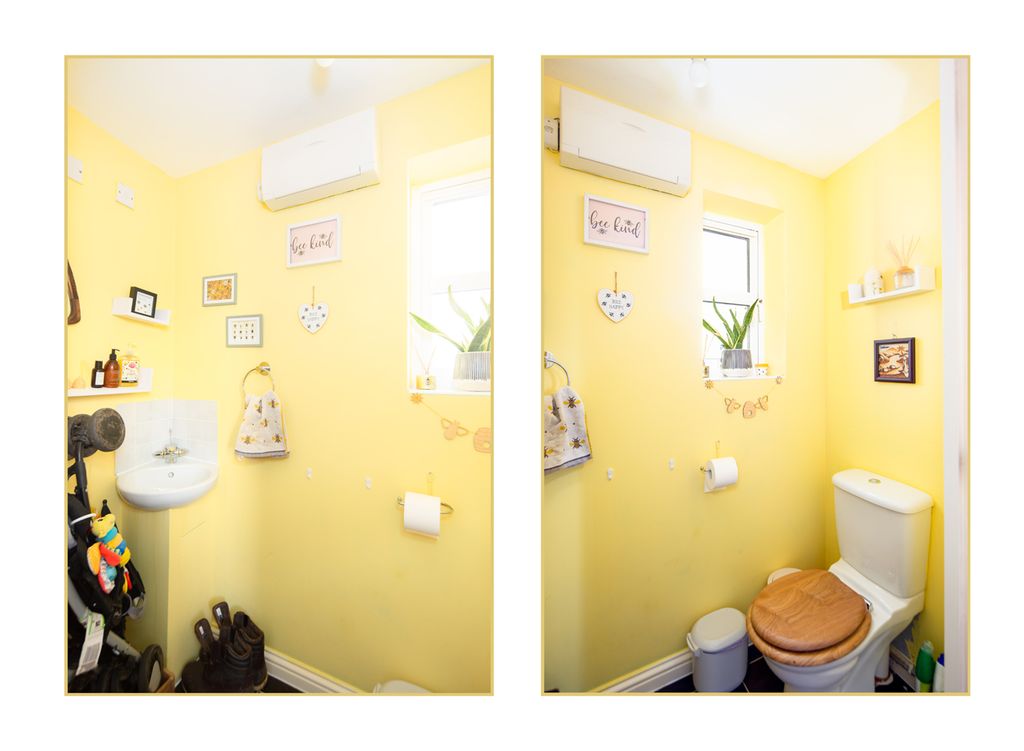 Property photo 3 of 21 Cloakroom