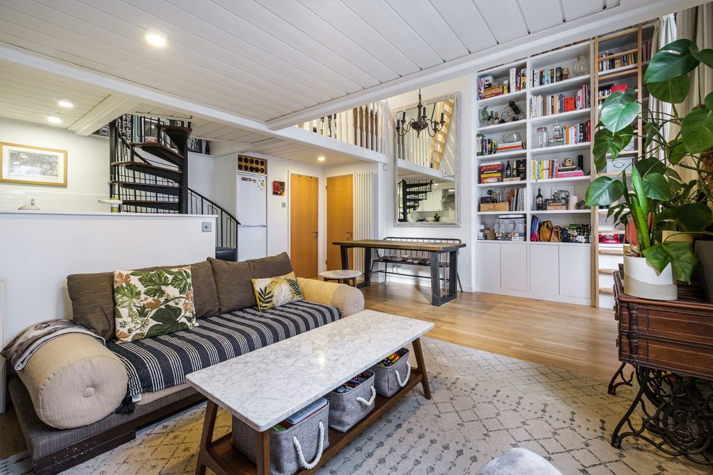 Property photo 3 of 26 January 2023 (11).Jpg