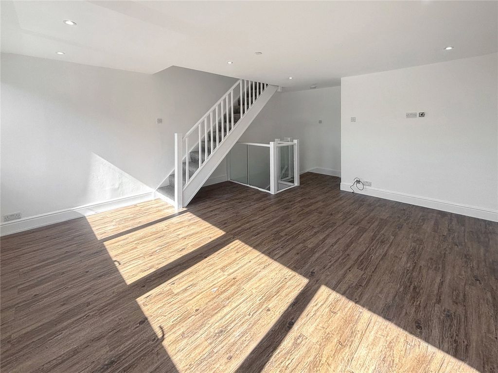 Property photo 1 of 10 Picture No. 10