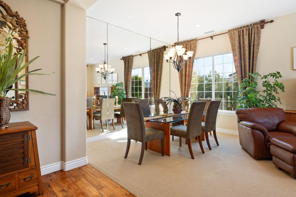 Property photo 3 of 7 <Alttext/>