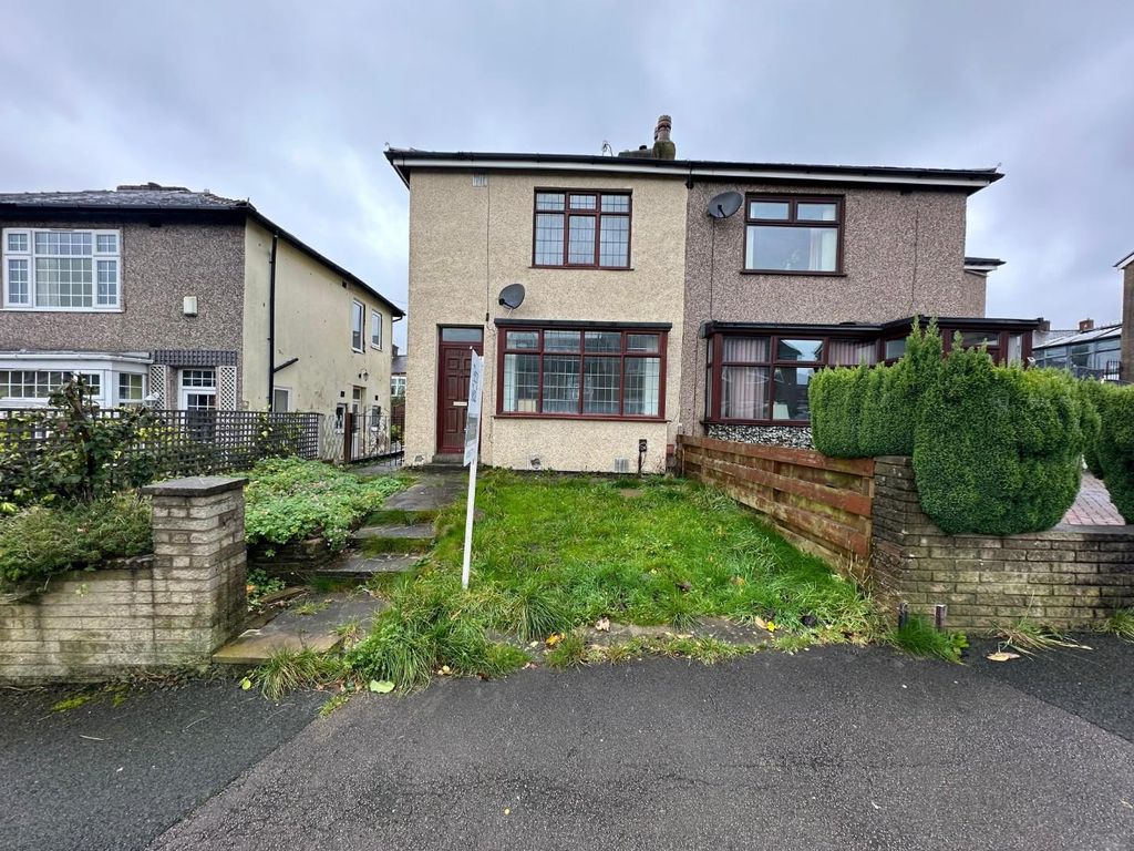 Property photo 3 of 18