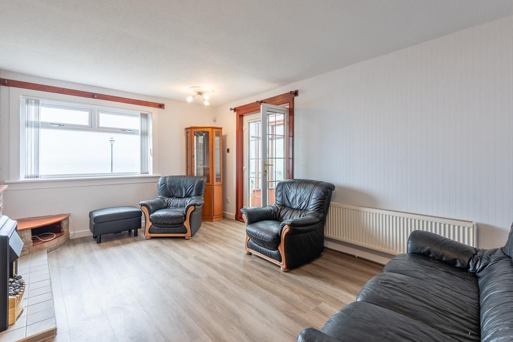 Property photo 2 of 16 Lev1329Pem Lounge.Jpg