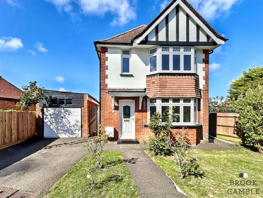 Property photo 1 of 19 01323 438506