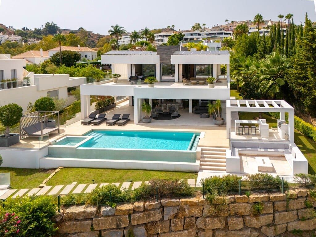 Property photo 1 of 33 Marbella Villa Esmarv408 2