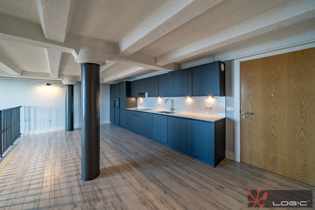 Property photo 3 of 30