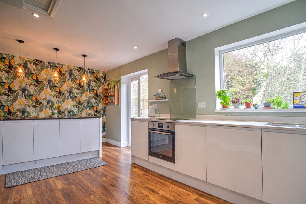 Property photo 2 of 16 Picture No. 02