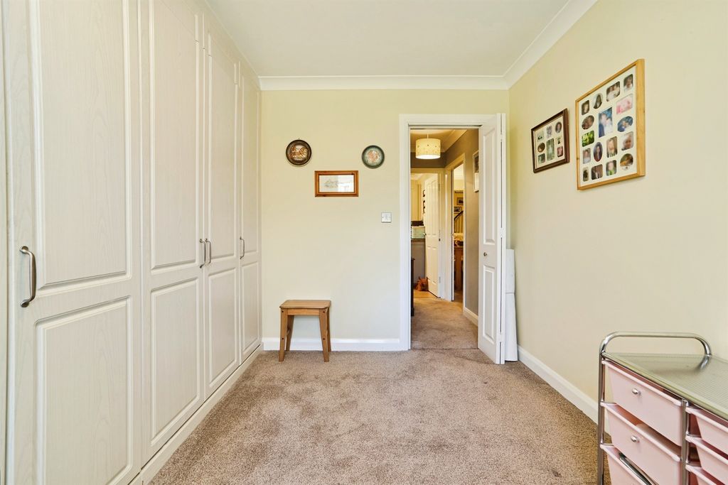 Additional image 20 of 2 bed flat for saleSalters Garden, Pudsey LS28
