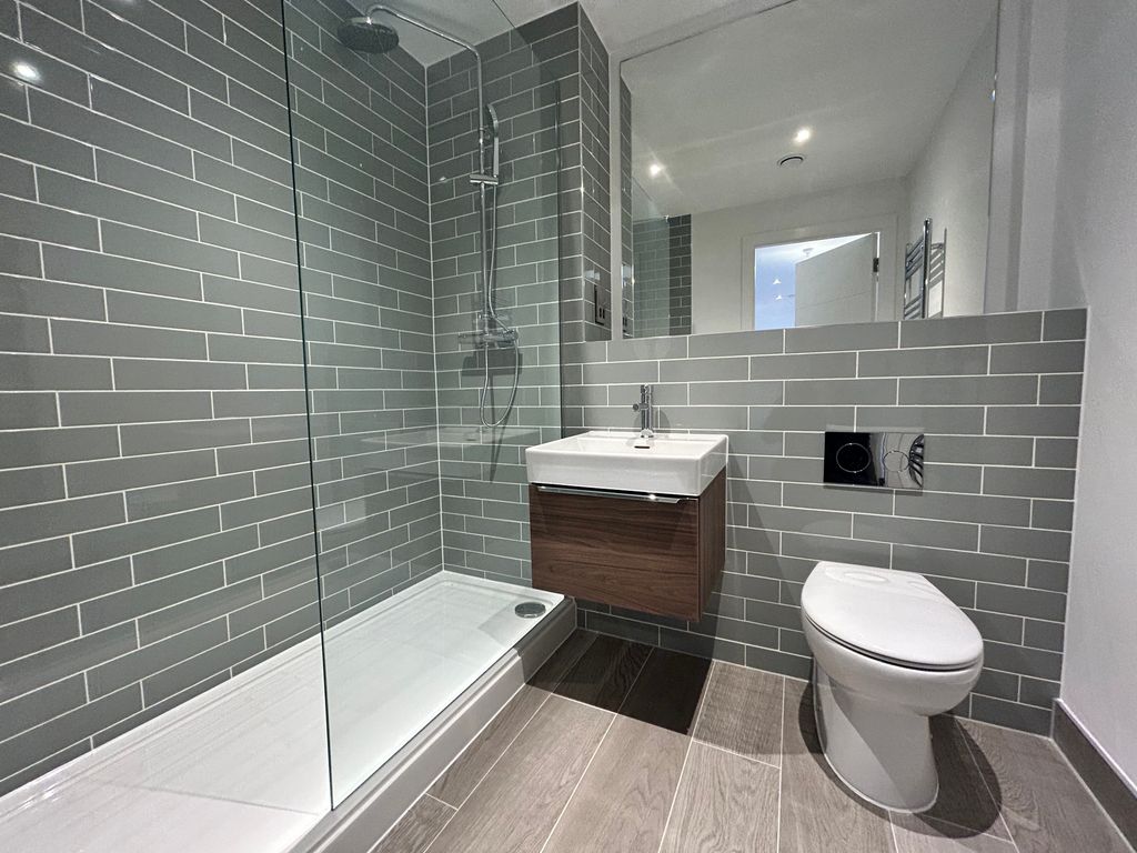 Property photo 3 of 5 Shower Room