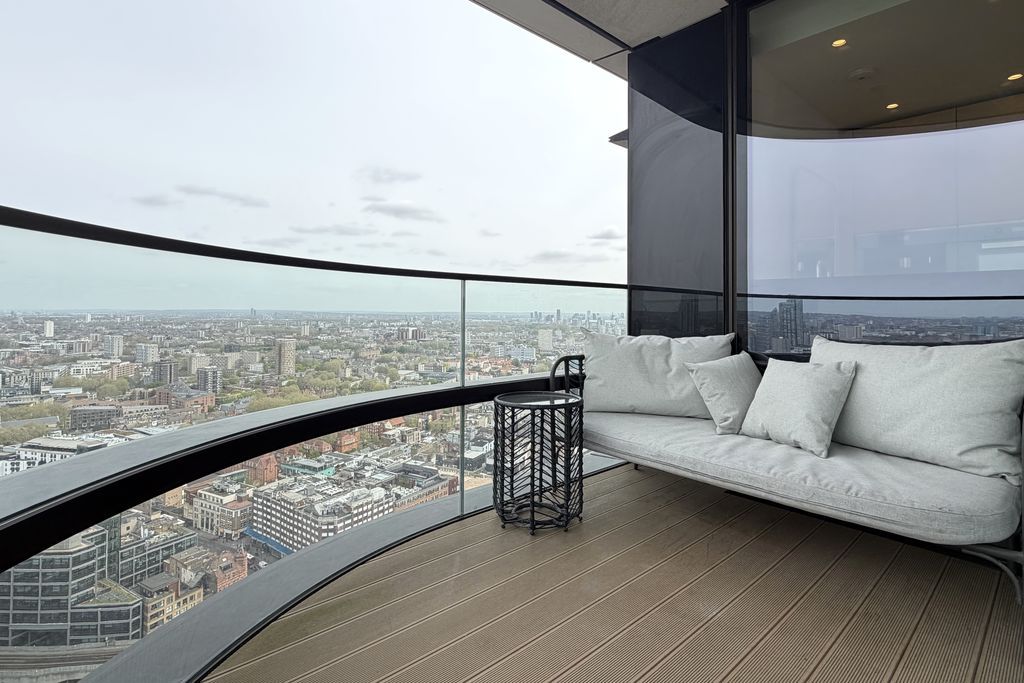 Property photo 2 of 15 Photo 13