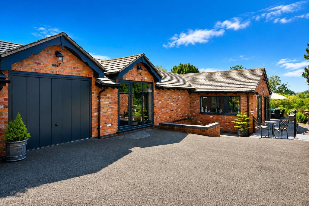Additional image 44 of 5 bed detached house for saleEccleshall Road, Stafford ST16