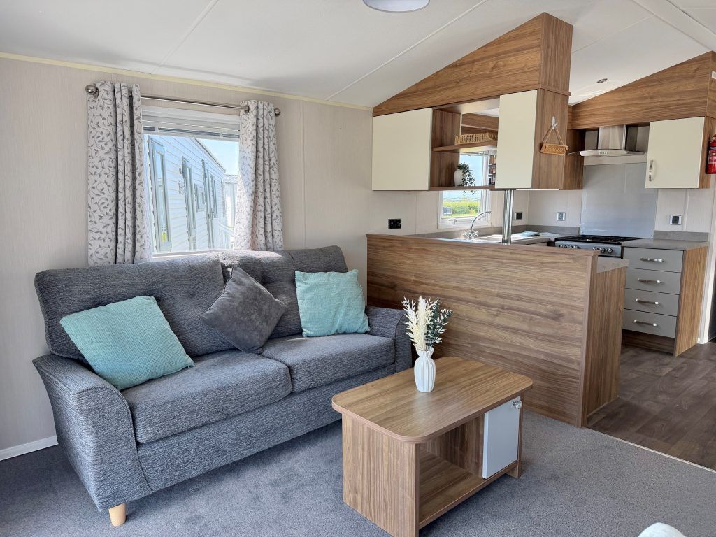 Property photo 3 of 8 Willerby Avonmore 2018 Car0063419 141574017.Jpeg