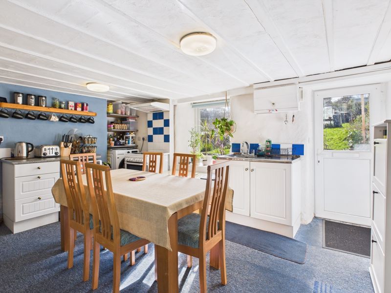 Property photo 2 of 13 Kitchen/Dining Room