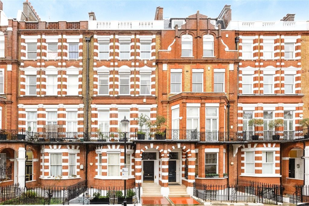 Property photo 2 of 10 Exterior