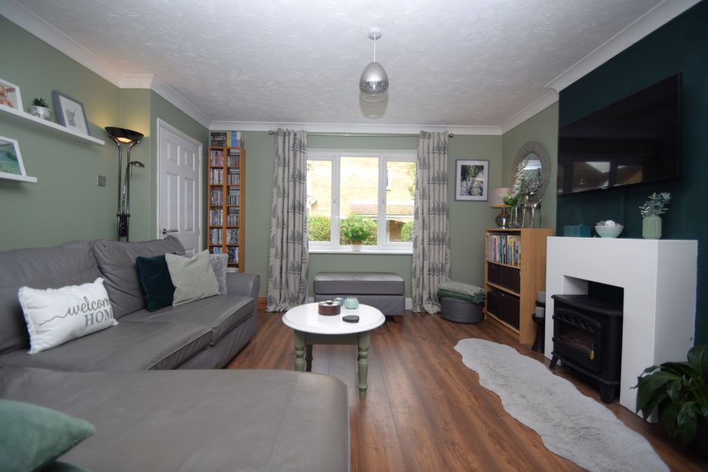 Property photo 3 of 16