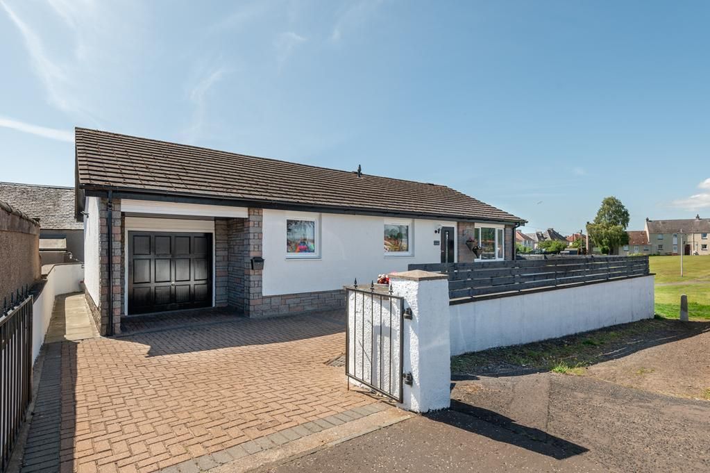 Property photo 1 of 25 Lev1352Pem External.Jpg