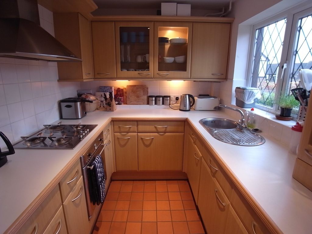 Property photo 3 of 5 Kitch