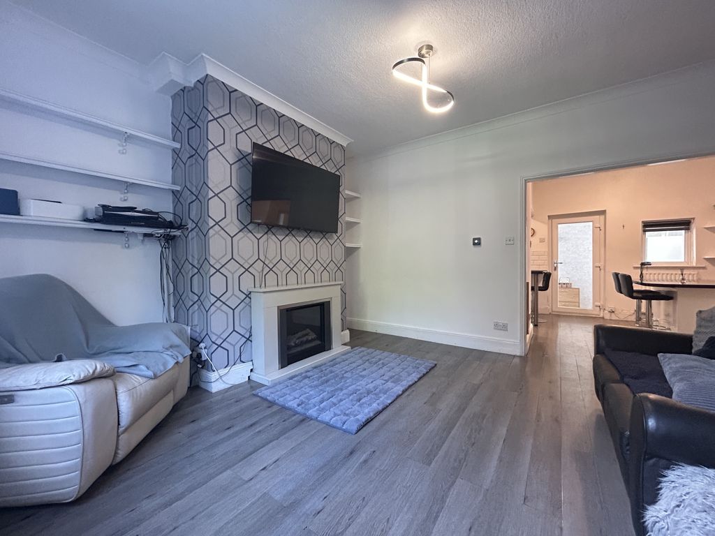 Property photo 1 of 20 Img_6304