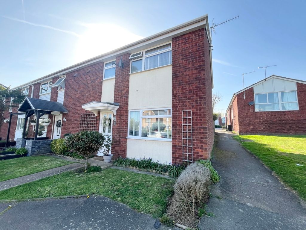 Property photo 1 of 8 Exterior