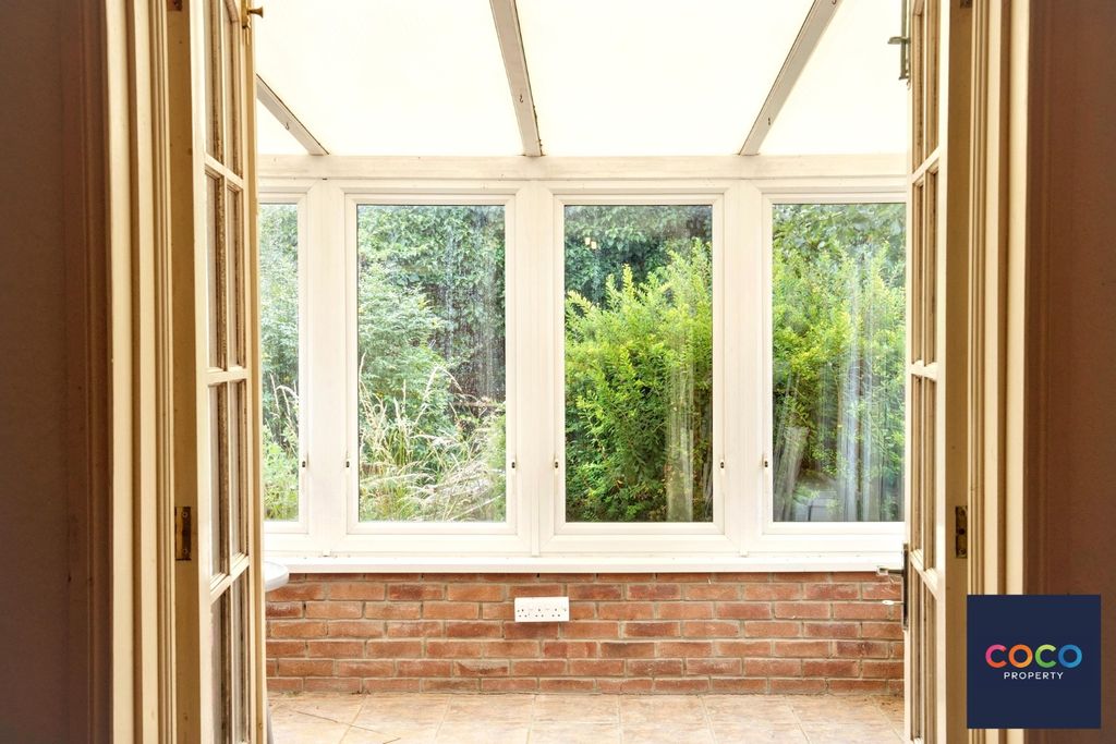 Property photo 3 of 9 4774404