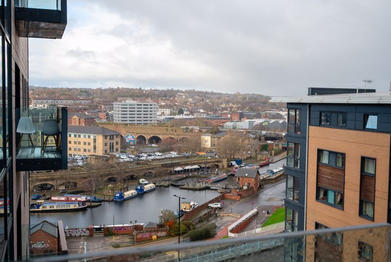 Property photo 1 of 20 Balcony