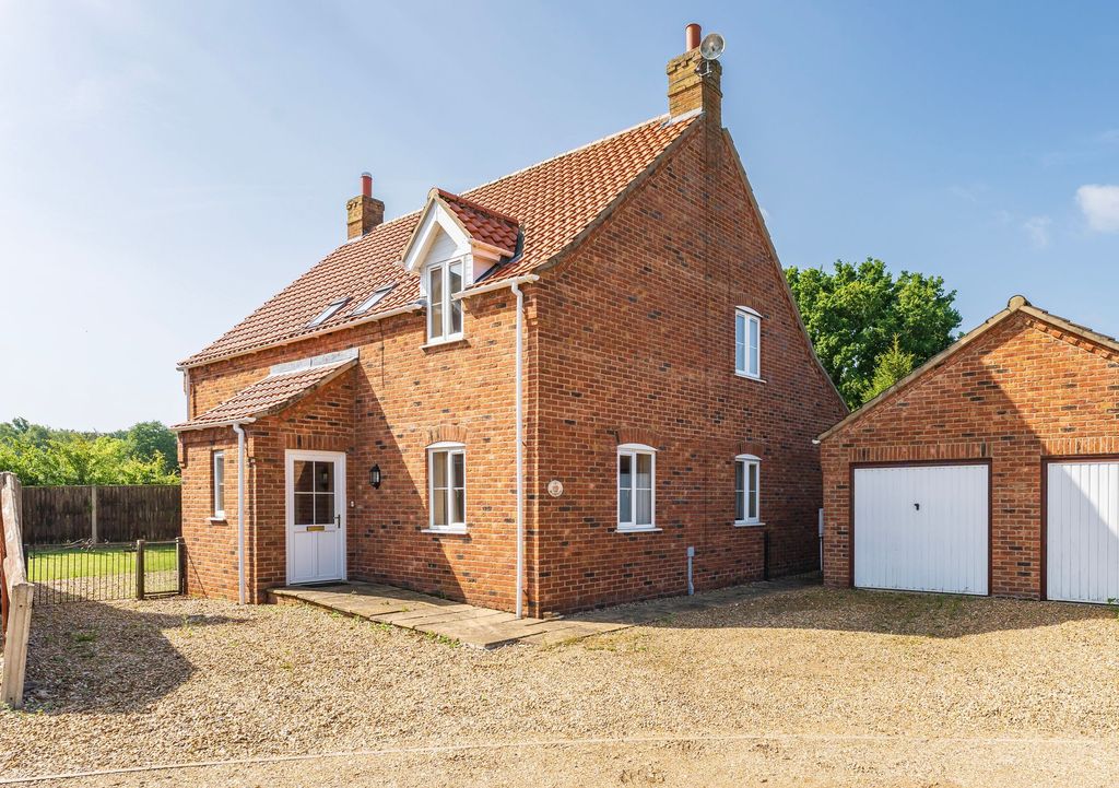 Property photo 1 of 24
