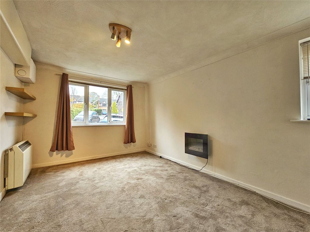 Property photo 2 of 9 Picture No. 10