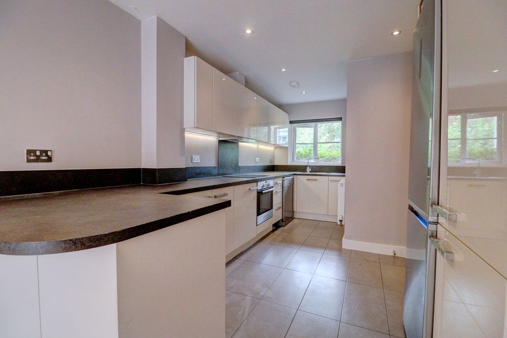 Property photo 3 of 17 Picture No. 06