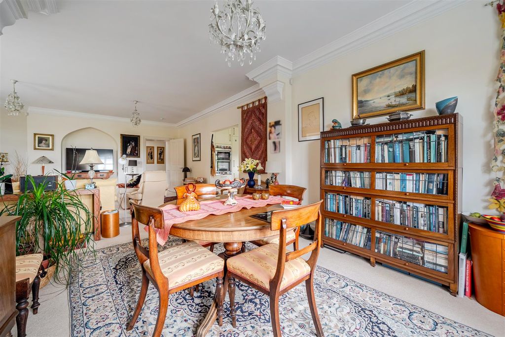Property photo 3 of 25 1513632-20-1A0Aaa2B69B55.Jpg