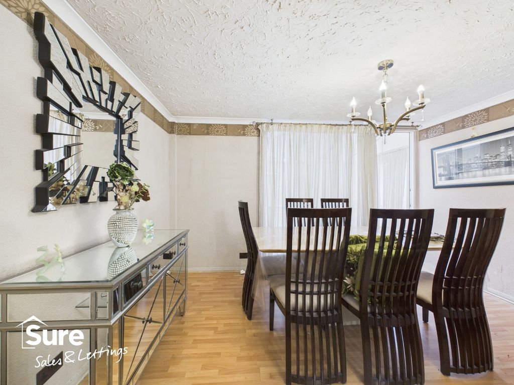 Property photo 2 of 24 4620422