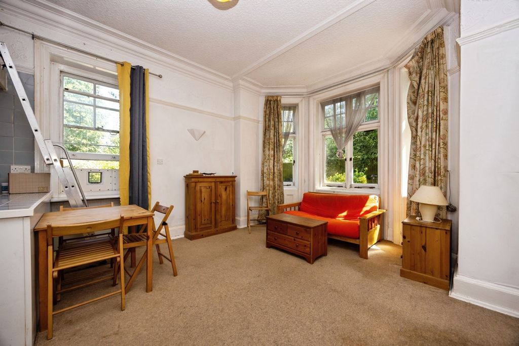 Property photo 3 of 20 Pbox-Img.Jpg