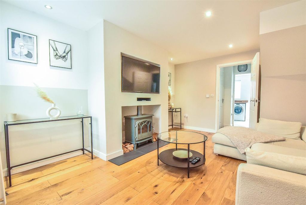 Property photo 2 of 17 Cp4_9511-2.Jpg