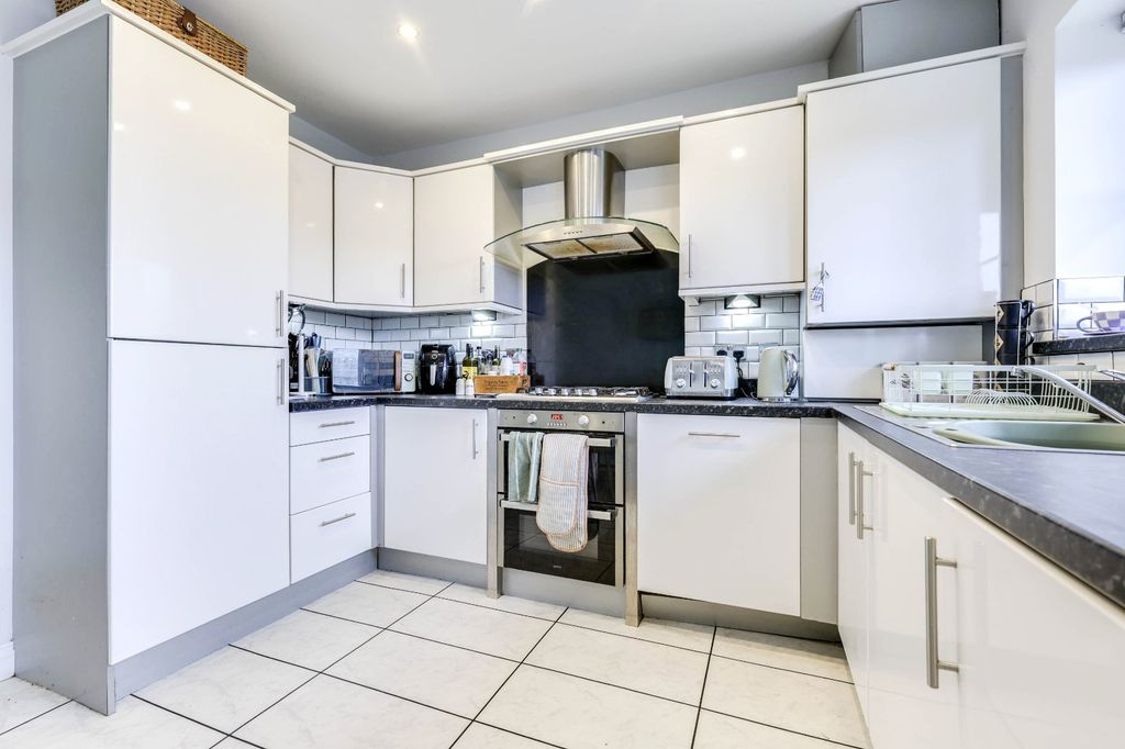 Property photo 3 of 21 Picture No. 03