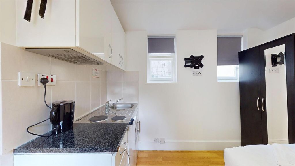 Property photo 3 of 8 67Fe6E8850A7Ac3Edc4E0945_59c24c3Dd507592A99Fbd5Dbf