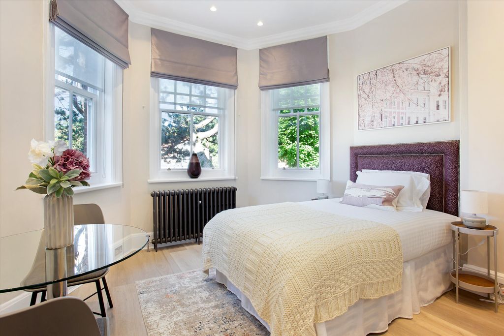 Property photo 3 of 7 Image