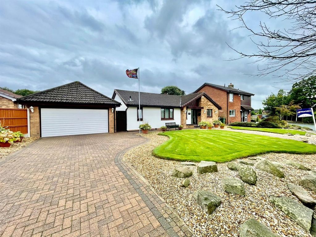 Property photo 1 of 11 Image00013.Jpg