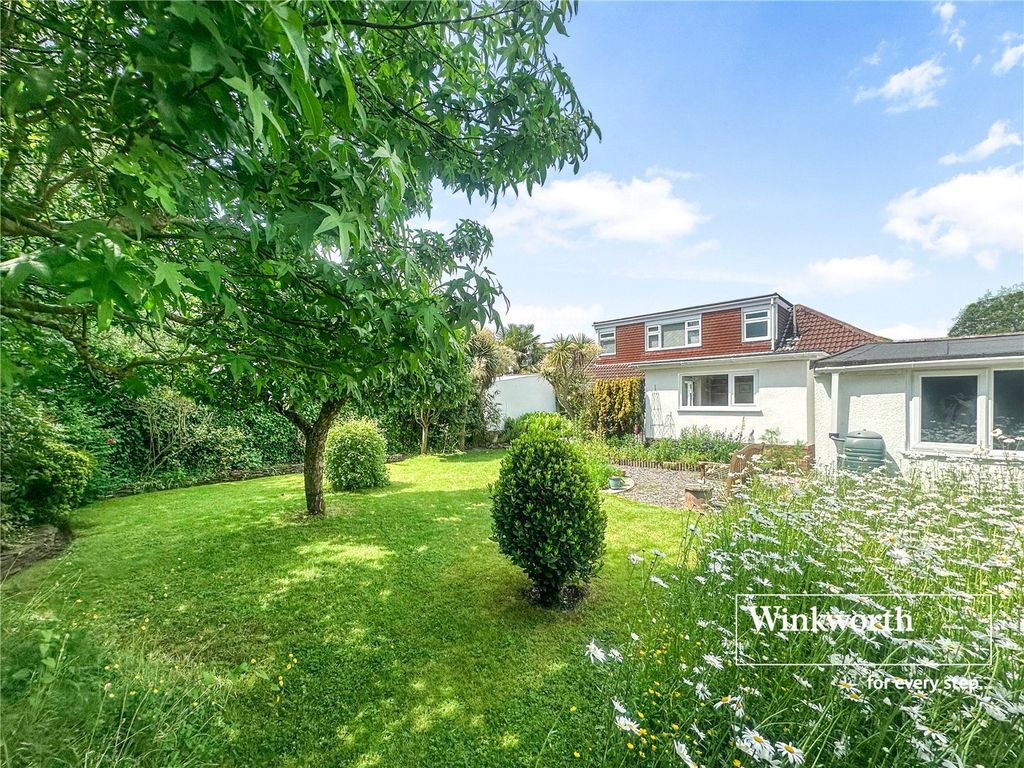 Property photo 1 of 19 Picture No. 31