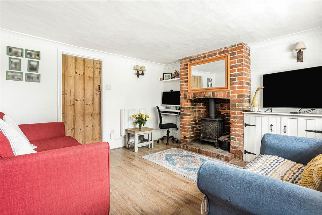 Property photo 3 of 13 39_85280.Jpg