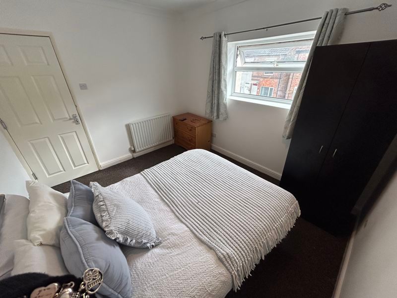 Property photo 3 of 9 Photo 13